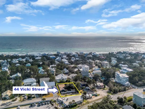 44 Vicki St, Santa Rosa Beach, FL 32459