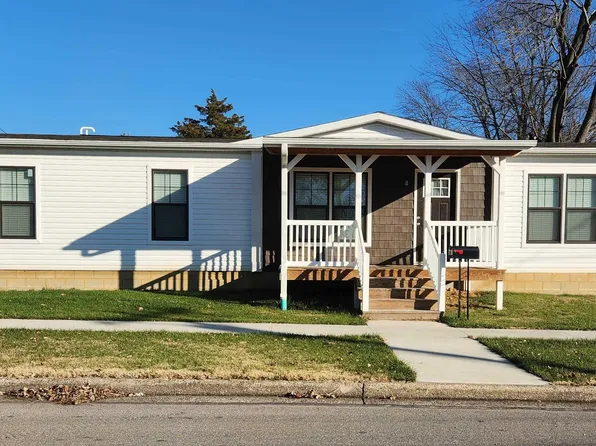 310 NW 11th St, Washington, IN 47501