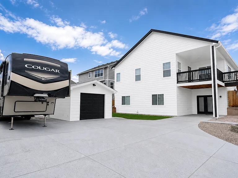 10692 McGahan Dr — Photo 3
