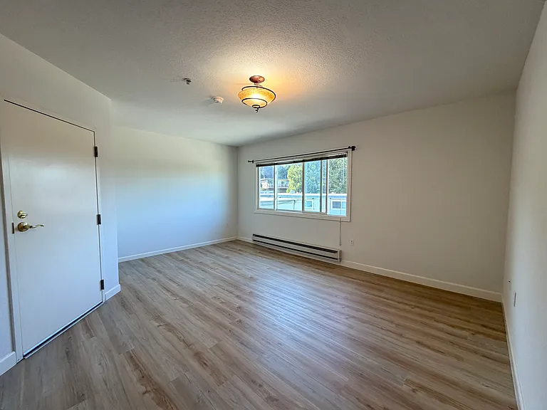 Blue Rock Apartments — Photo 8