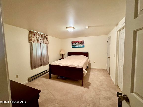 5th image of 14 Kowal Ln