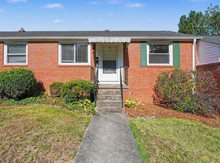 519 Overlook St, Greensboro, NC 27403