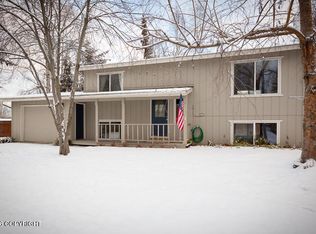 11301 Bridger Cir, Eagle River, AK 99577