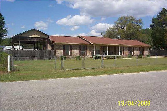 1st image of 224 Carolina Dr
