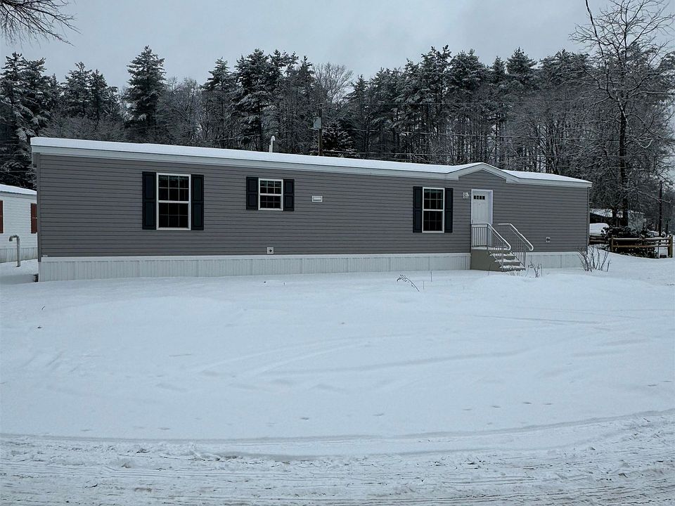 1st image of 32 Gateway Drive