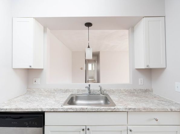 154 Woodhill Dr APT 1