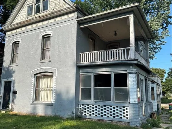 211 N 21st St, Saint Joseph, MO 64501