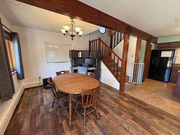 5th image of 906 Borda St