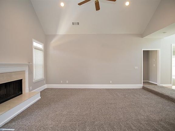 5th image of 1241 Lochshyre Way