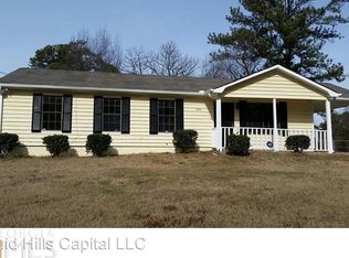 1095 Flat Shoals Rd, College Park, GA 30349