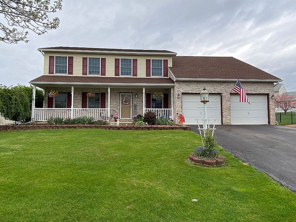 2nd image of 502 Hawk View Rd