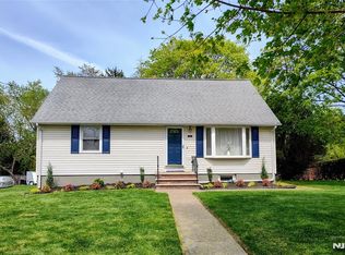 42 Deerfield Rd, Wayne, NJ 07470