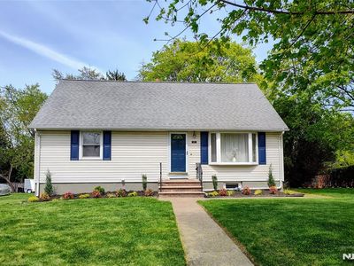 42 Deerfield Rd, Wayne, NJ, 07470