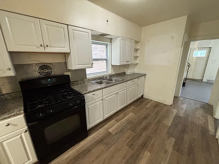 1409 Brookline Blvd — Photo 12