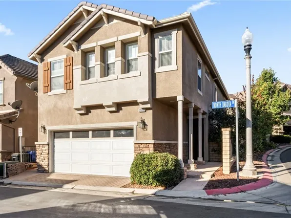 29263 Dakota Dr, Santa Clarita, CA 91354
