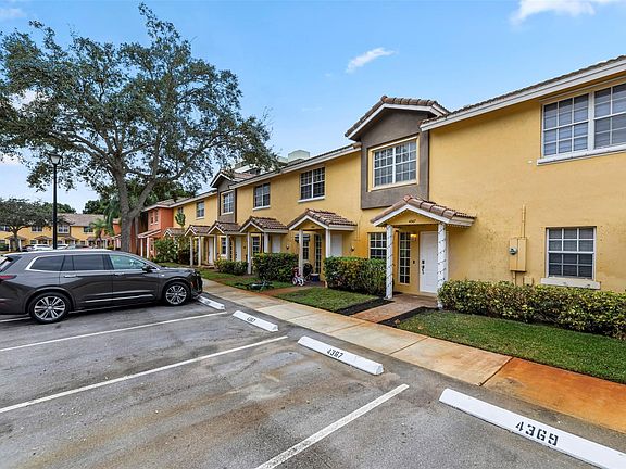 4th image of 4367 NW 69th Terrace #4367