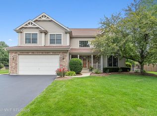 1890 Peach Tree Ln, Algonquin, IL 60102
