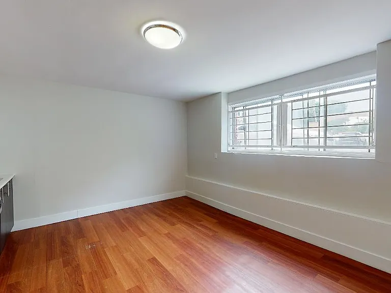 197 Cumberland St — Photo 11