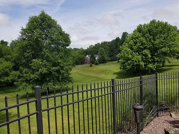 4th image of 10140 Oglesby Dr