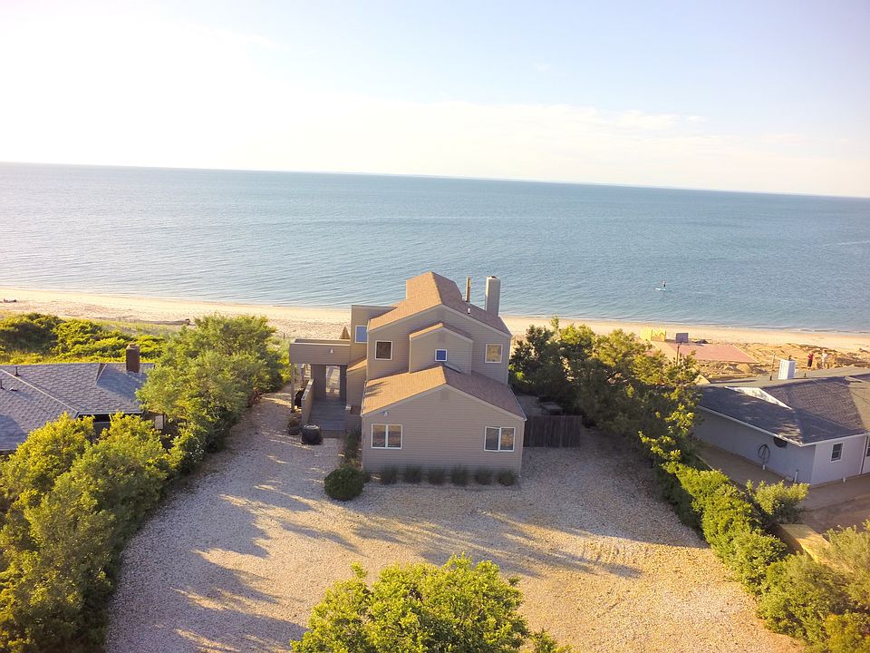 1st image of 120 Soundview Dr