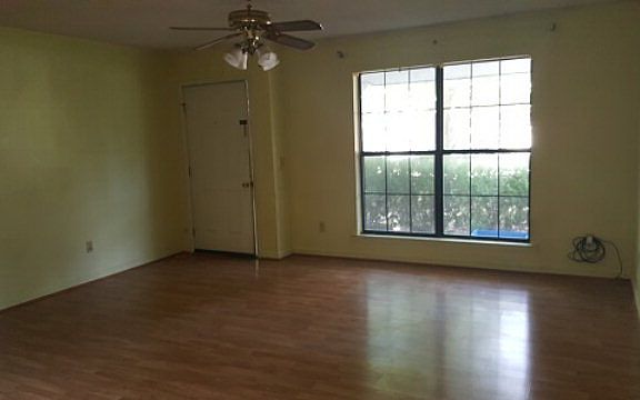 3rd image of 305 Marquis Dr