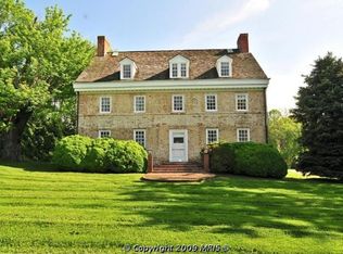 12301 Howard Lodge Dr, Sykesville, MD 21784