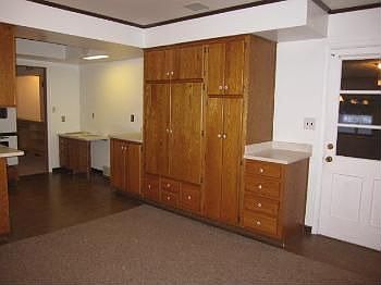 3rd image of 3215 Chancellor Dr