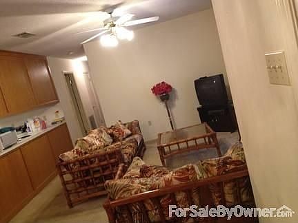 5th image of 7910 Hebert Dr