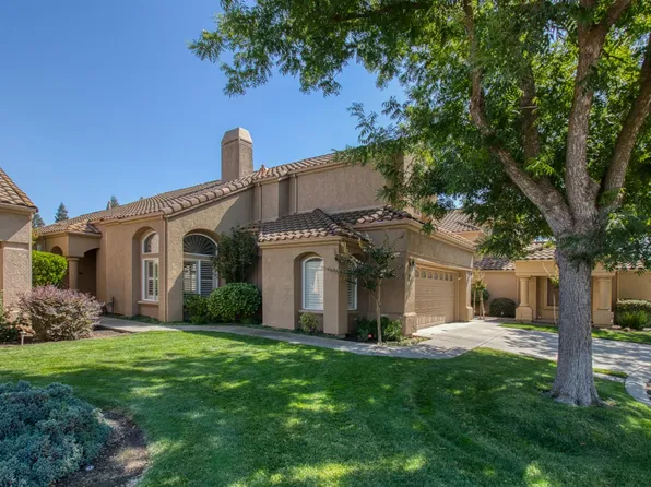 404 Solmar Ct, Oakdale, CA 95361