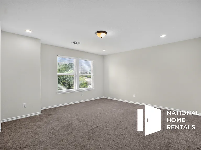 16658 E Lynbrook — Photo 8