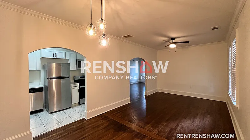 3 bed, 1.5 bath, 2799 sqft, $1,695 — Photo 3