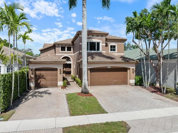 5908 NW 126th Ter, Coral Springs, FL 33076