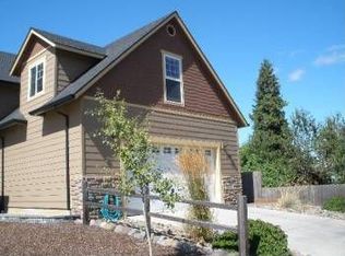 265 Holbrook Ln, Creswell, OR 97426