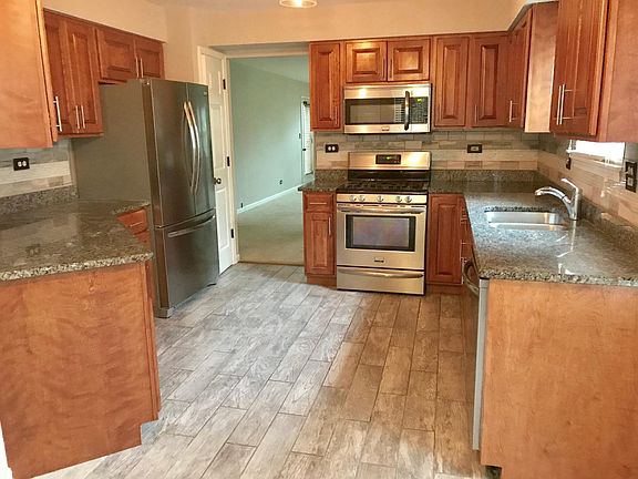 5th image of 2177 Camden Ln