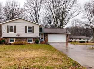 517 Fernwood Ave, Tallmadge, OH 44278