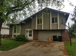 2717 N 129th Cir, Omaha, NE 68164