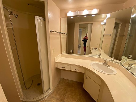 3rd image of 5300 E Waverly Dr APT M4107