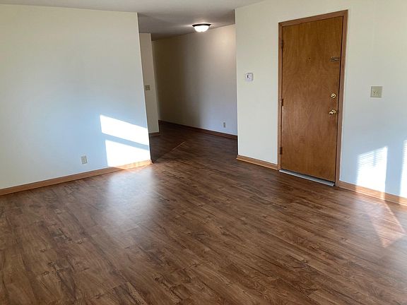 2nd image of 1720 A St #5