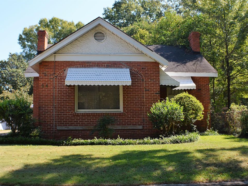 Welcome home to 24 N Florida Street!