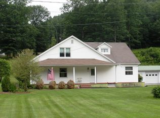 704 Creek Side Rd, Karthaus, PA 16845