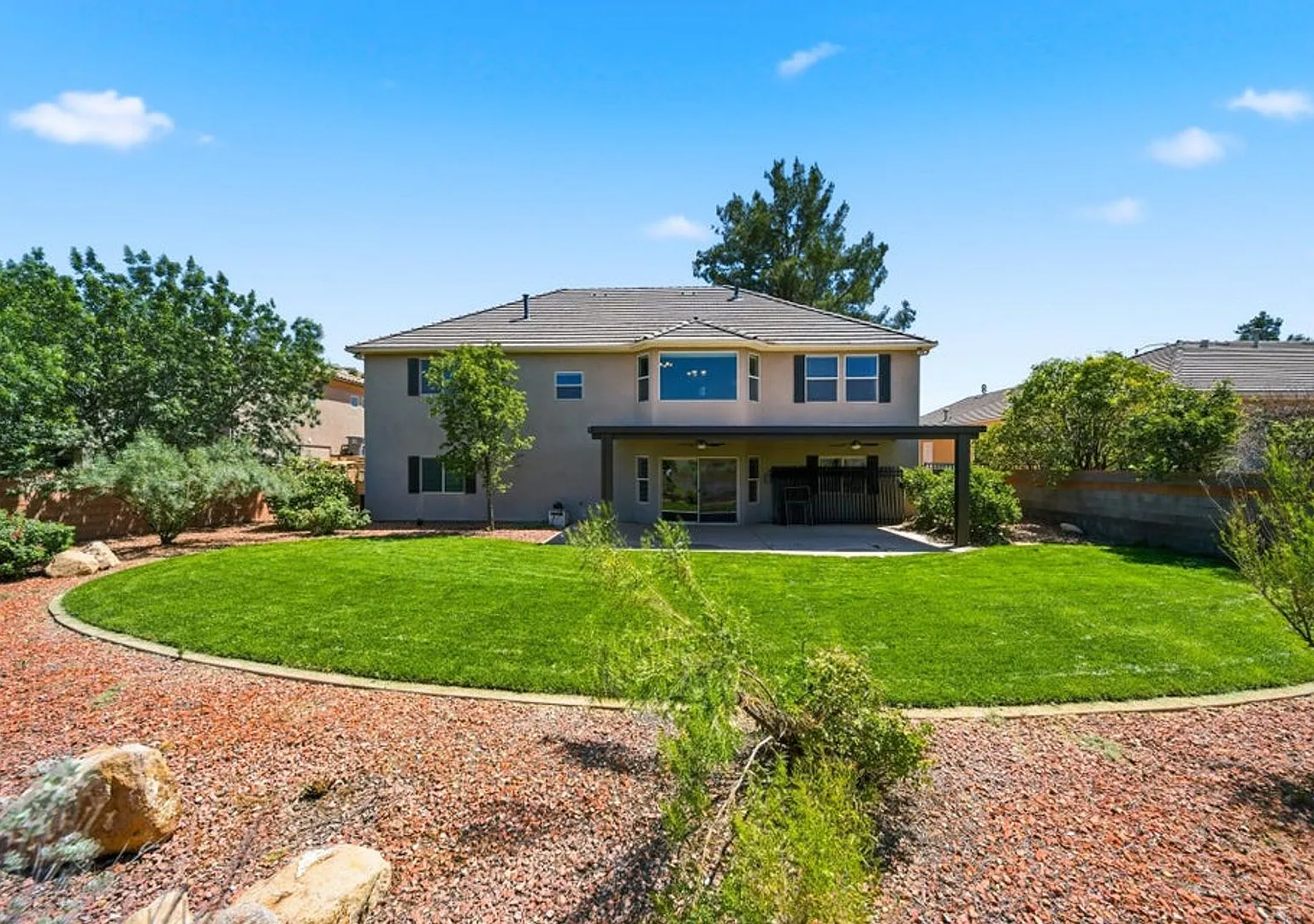 Beautiful 6 Bedroom home for rent — Photo 4