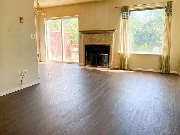 4th image of 3411 Domingo Ct APT 3