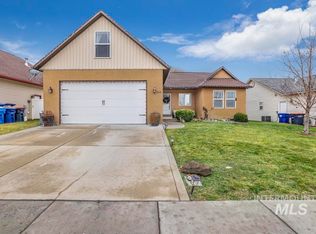 2944 Ruby Dr, Twin Falls, ID 83301