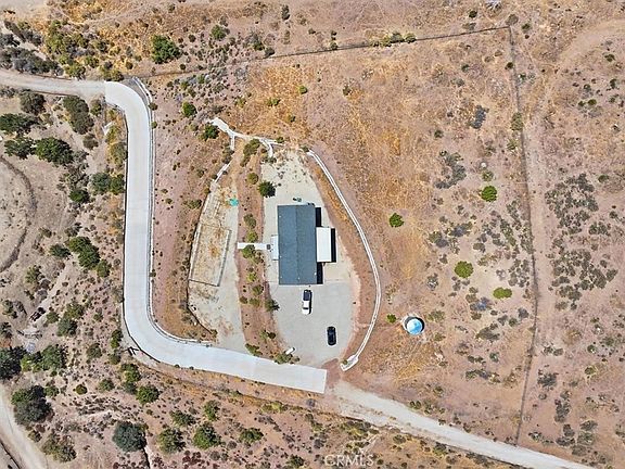 2nd image of 1451 E Soledad Pass Rd
