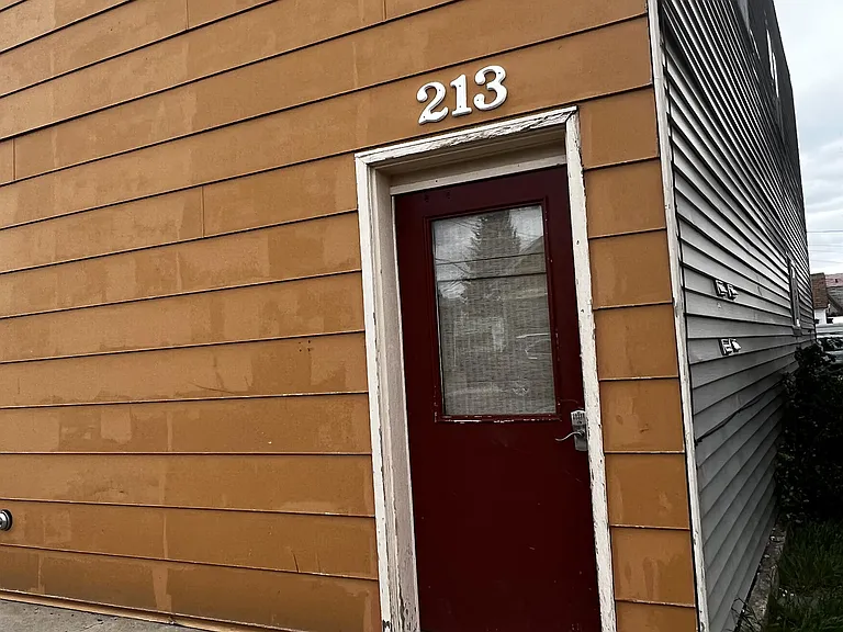 213 Locust St #4 — Photo 9