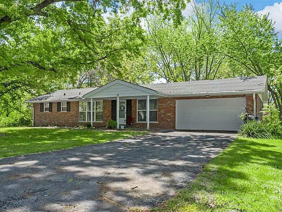 2nd image of 17 Nordell Ct