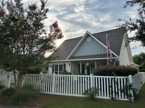 128 Nelly St, Freeport, FL 32439