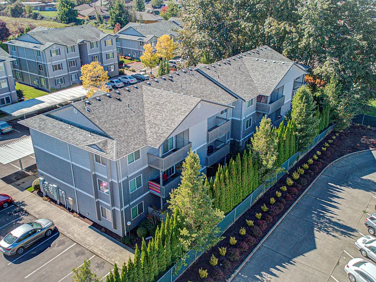 Wildflower Apartments — Photo 19