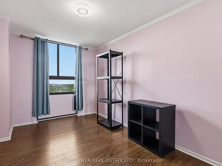 350 Seneca Hill Dr #Penthouse 14 — Photo 14