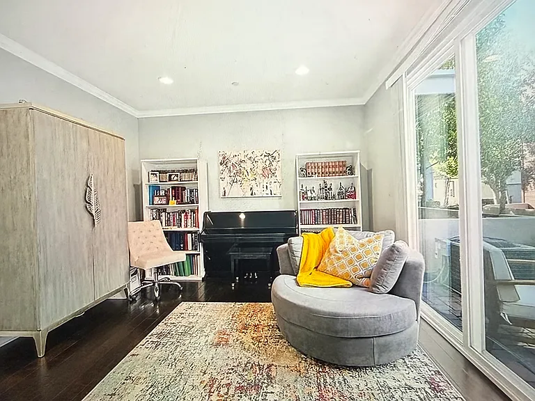 Acacia Ln — Photo 18